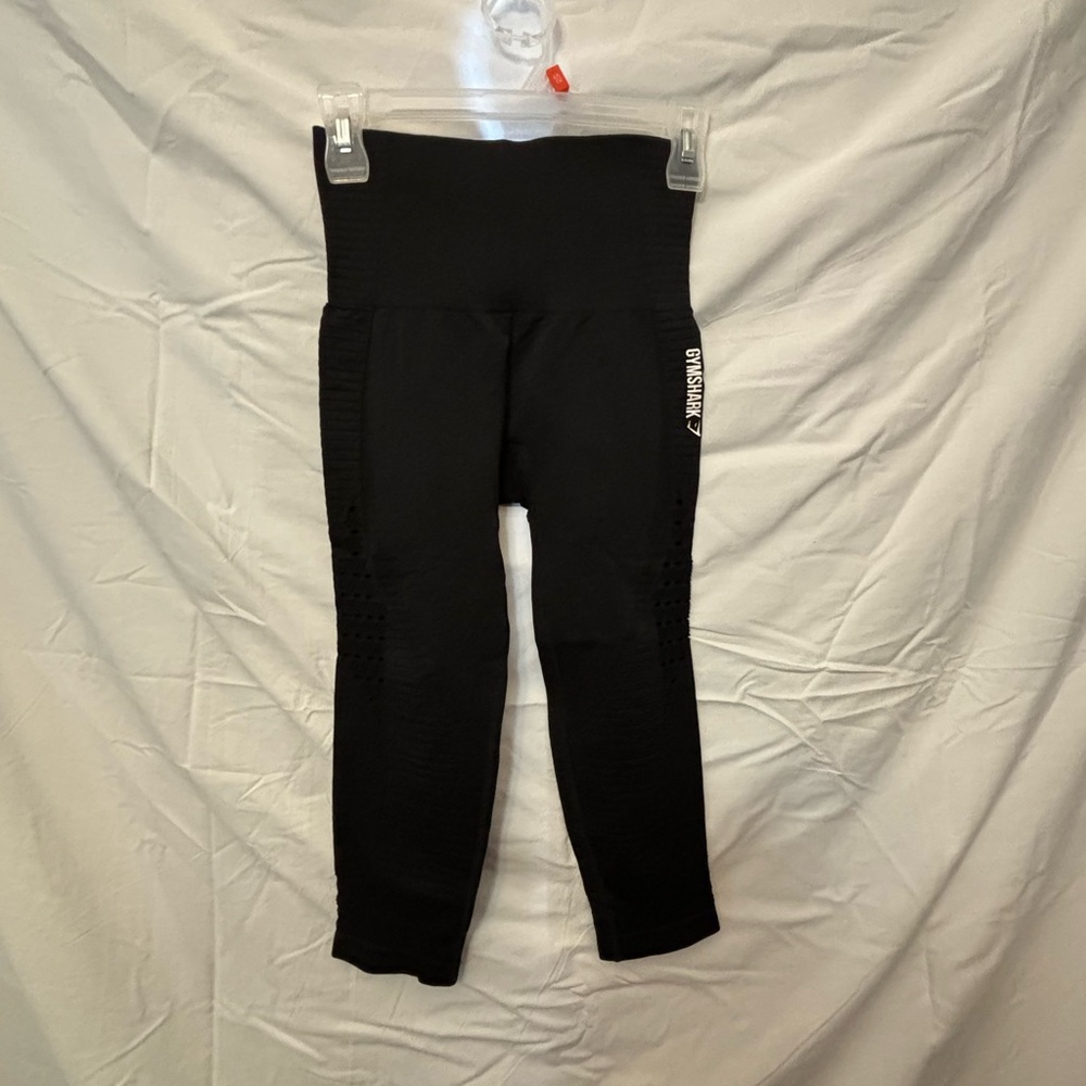 Black Gymshark leggings